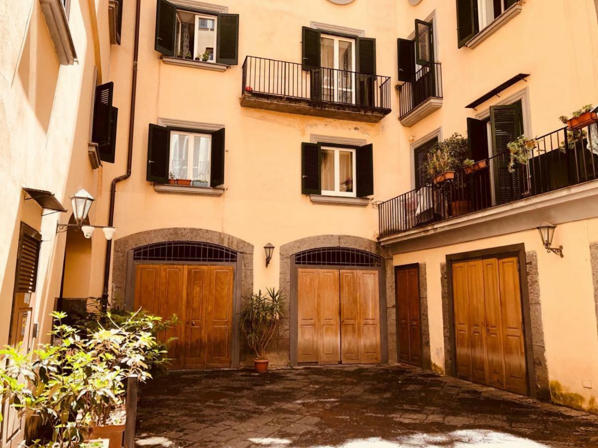 Rota House - Apartment In Santa Chiara, The Heart Of Naples 나폴리 외부 사진